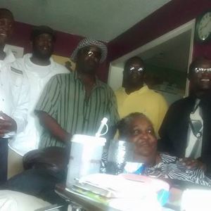 Meet your Posher, Carlos